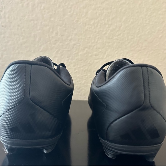 Youth/Kids Adidas Predator Accuracy Firm Ground Soccer Cleats - Picture 4 of 7